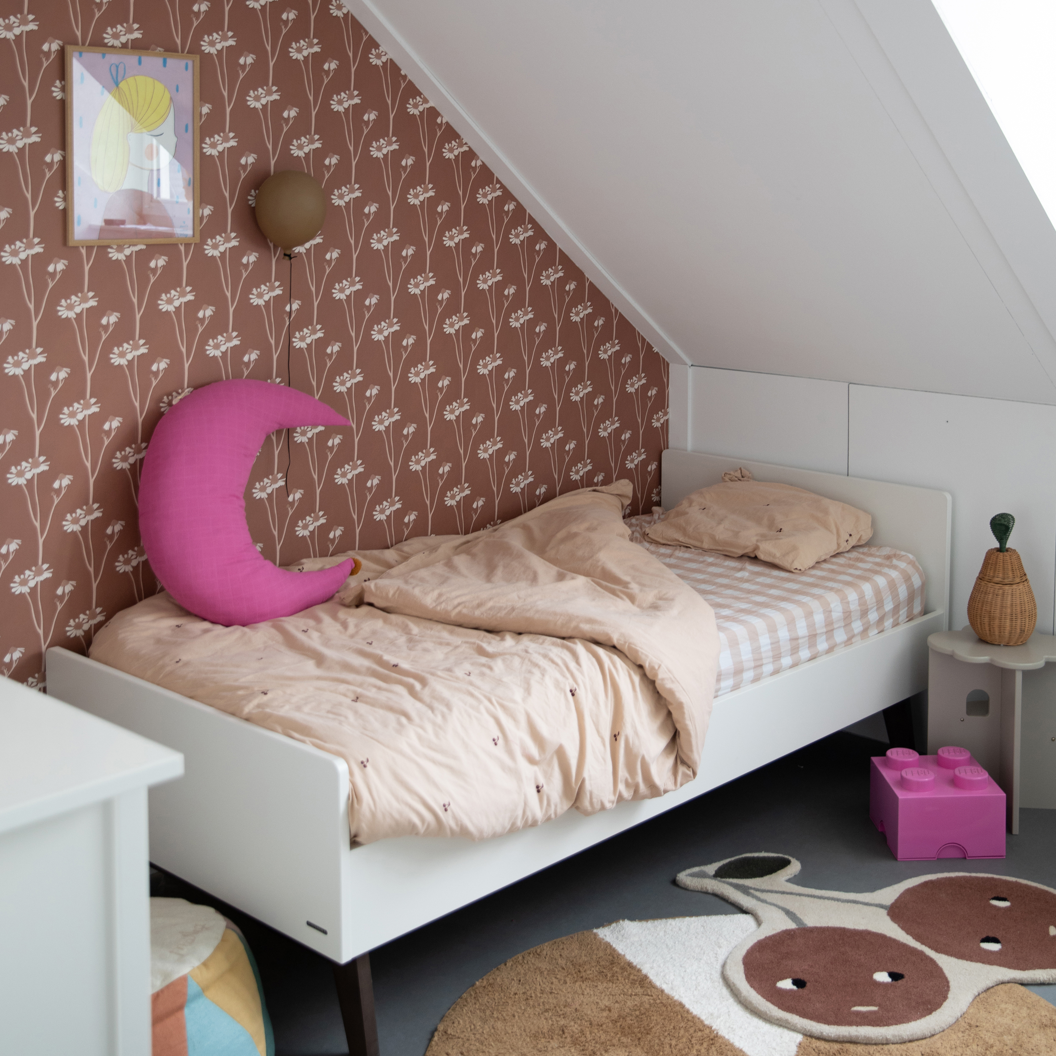 Nursery with chamomile wallpaper